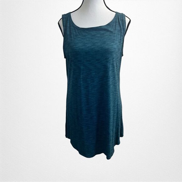 LOGO by Lori Goldstein Tops - LOGO Layers by Lori Goldstein Space Knit Tank with Shirttail HemTop Size Medium